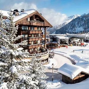 4* Hotel De La Loze